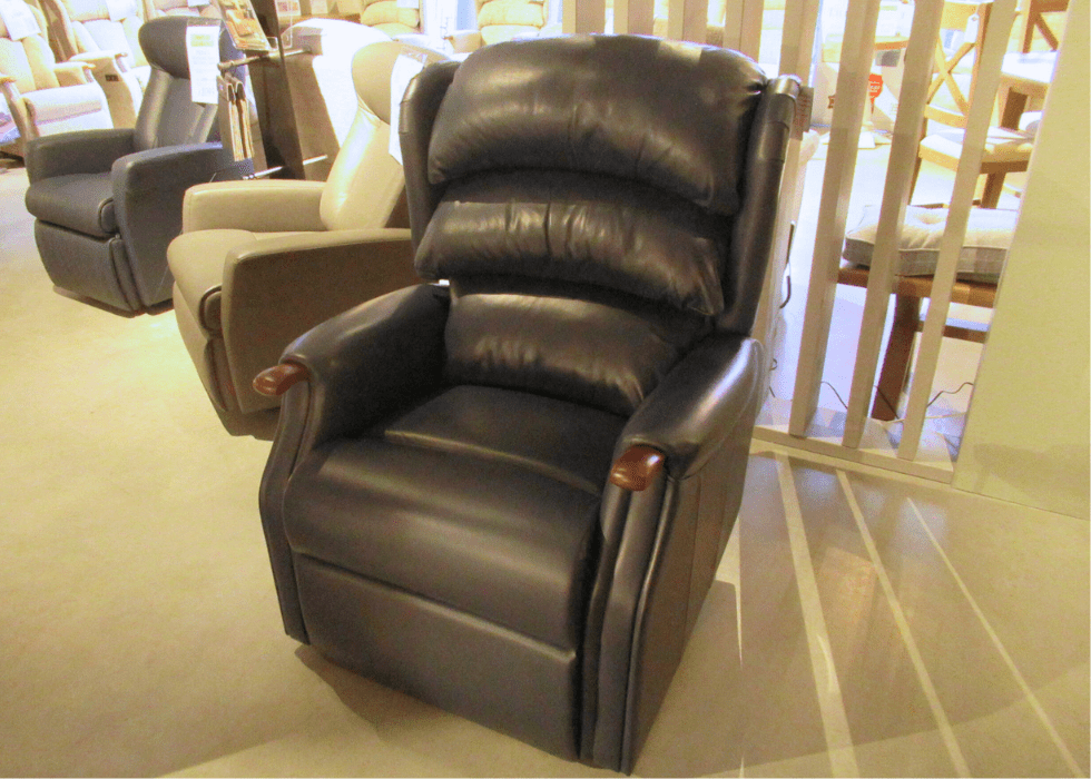 WESTBURY GRANDE WESTBURY GRANDE