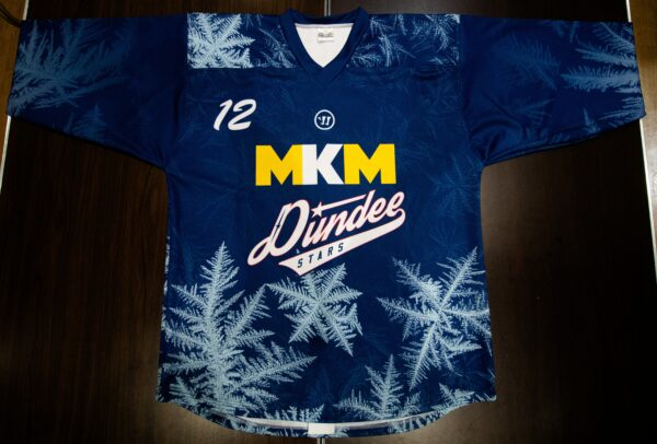 Front Christmas 25-26