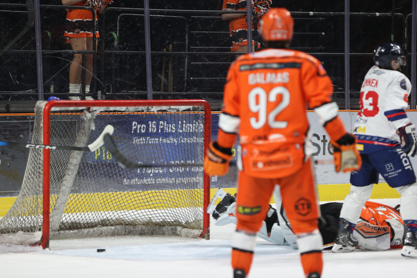 MATCH REPORT: STARS UPSET STEELERS IN SHEFFIELD - Dundee Stars