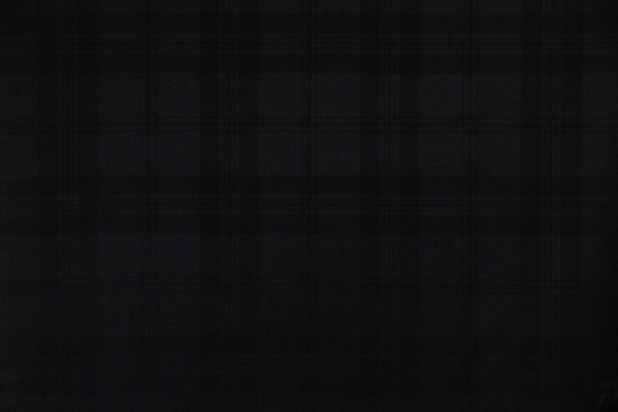 Dark Island Black  290_001. 2