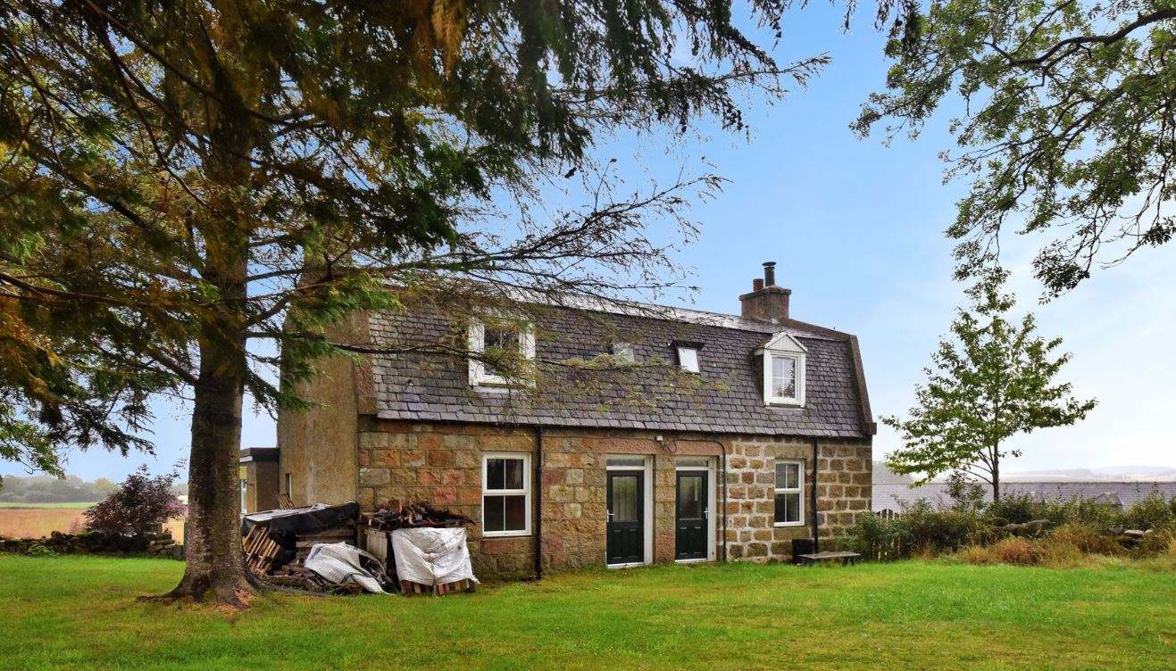 Properties For Sale 1 & 2 Candyglirach Cottages, Drumoak Leys Estate