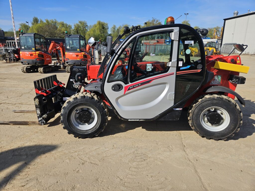 Manitou MT625 H - Morris Leslie Plant Sales