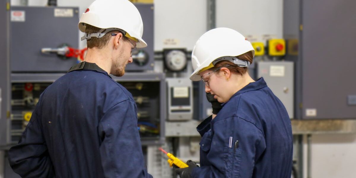 North East oil and gas workers can retrain for renewables at NESCol and ASET through new funding scheme