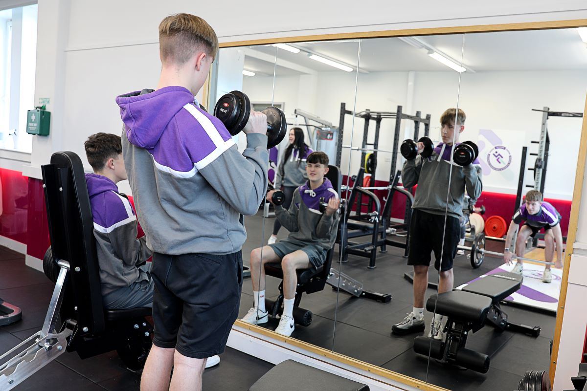 Students in the gym at Aberdeen City Campus