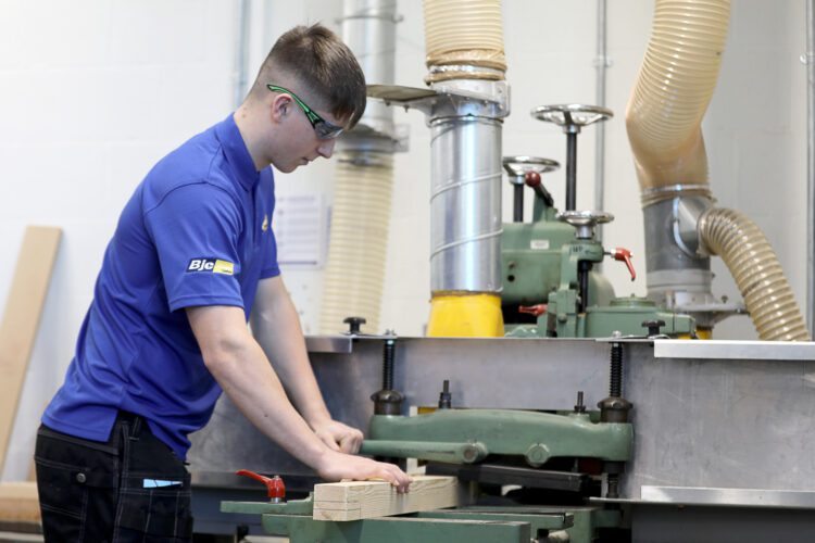 Employers embrace Modern Apprenticeship opportunities for 2026/27