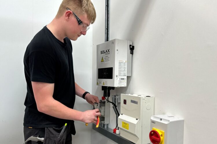 Dennis Gordon Electrical supports renewables training with equipment donation