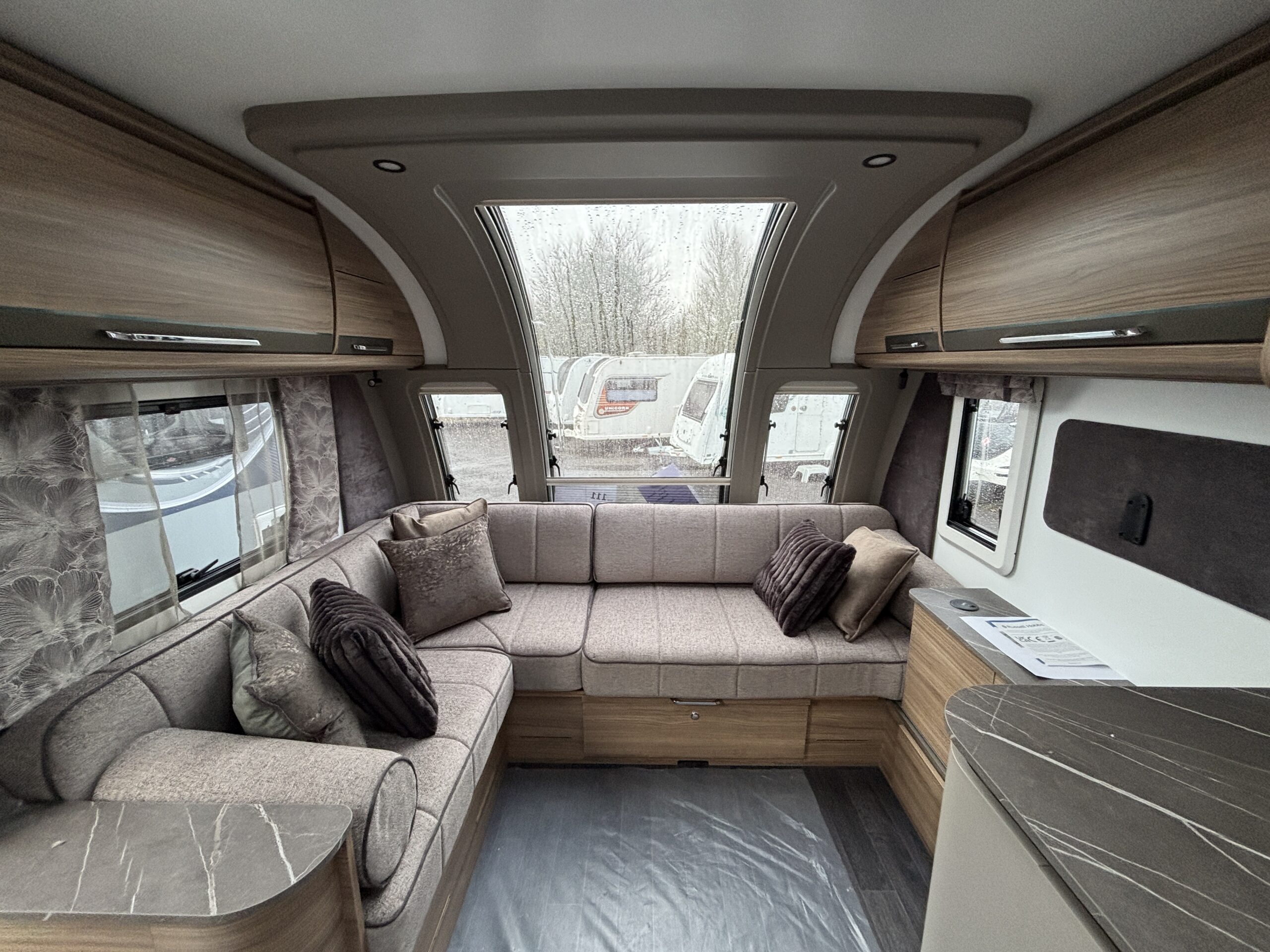 n2025baileyalicantodeluxegrandealvor-2