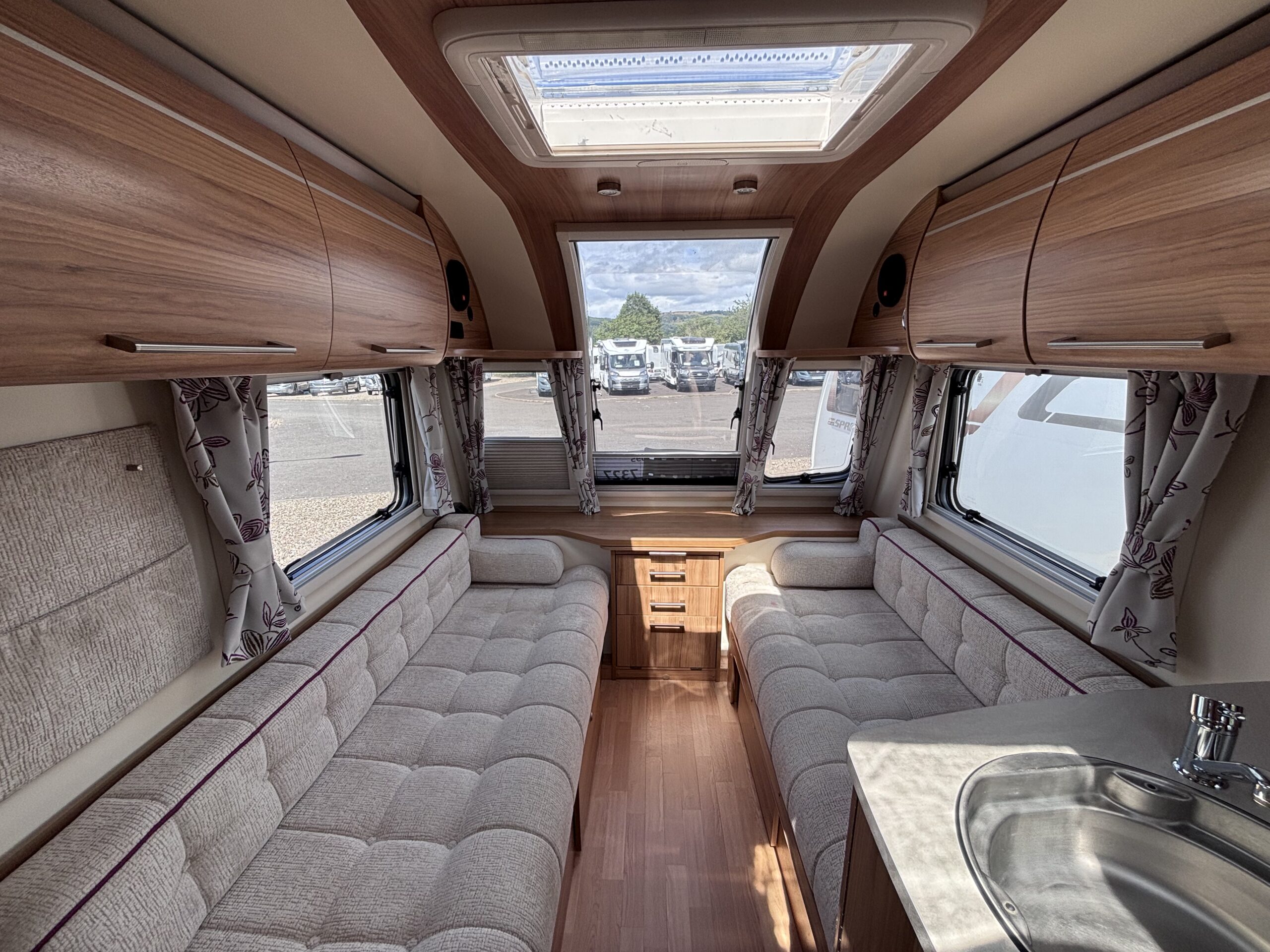 2015baileypegasusgt65verona-4-2