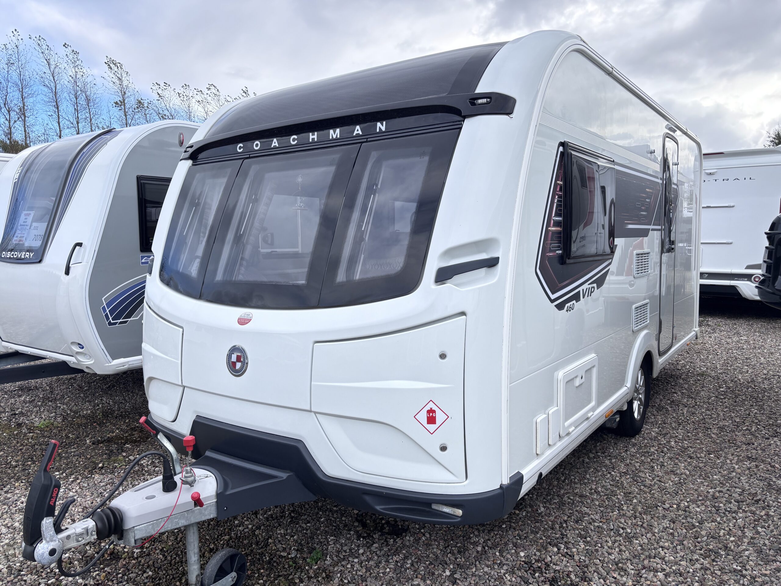 2021coachmanvip460-1-1