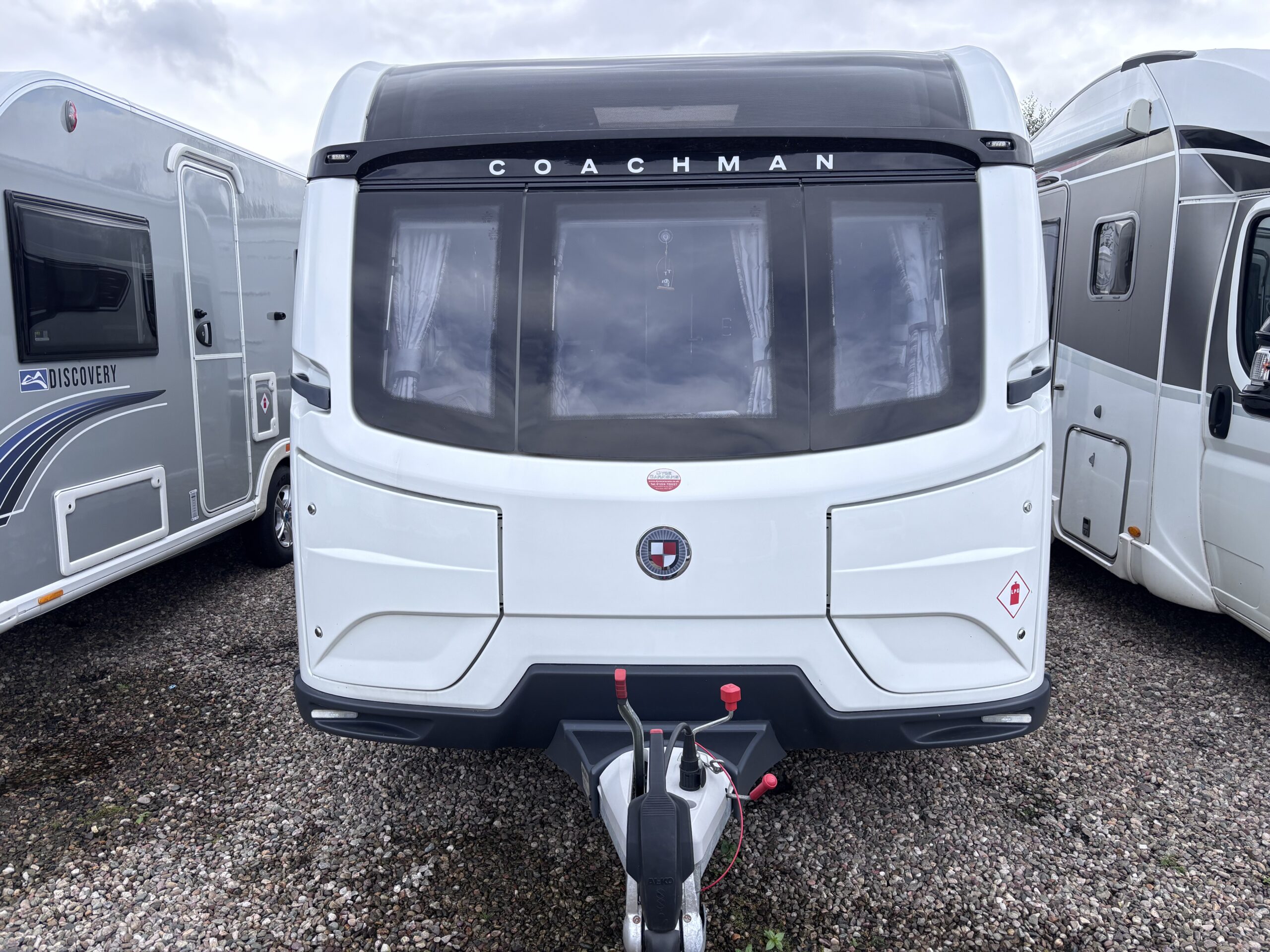 2021coachmanvip460-2-1