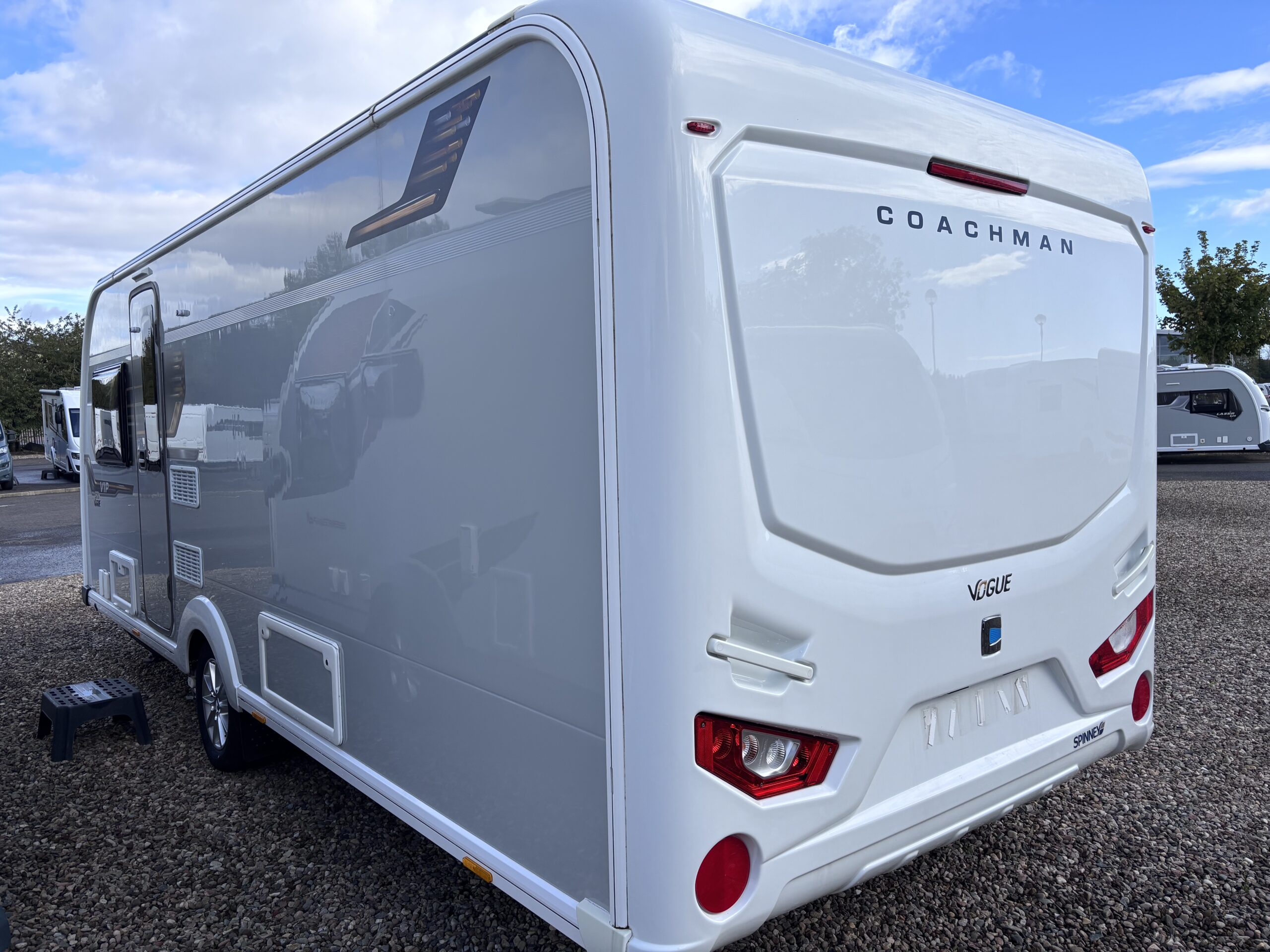 2020coachmanvip575-3-1
