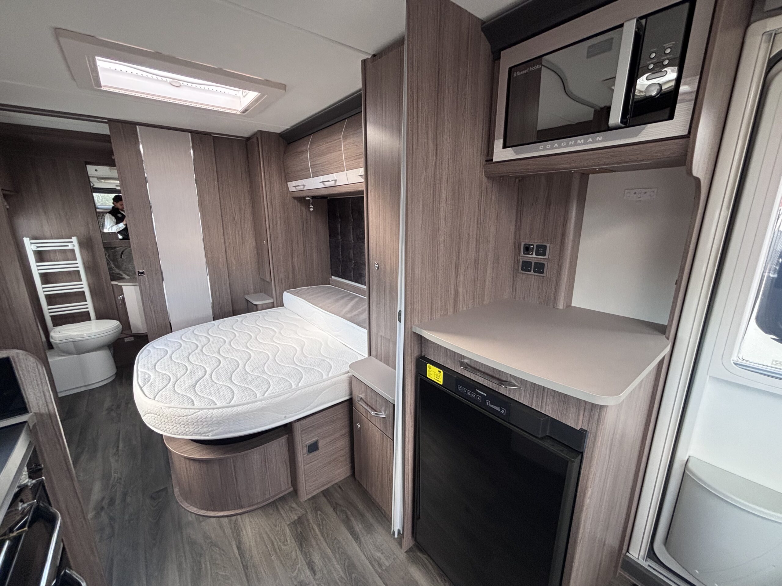 2020coachmanvip575-6-1