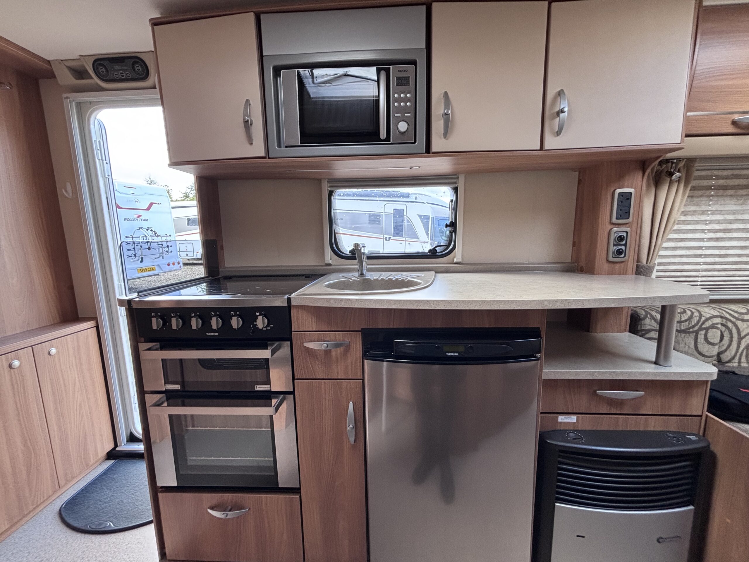 2011swiftchallenger530-6-1