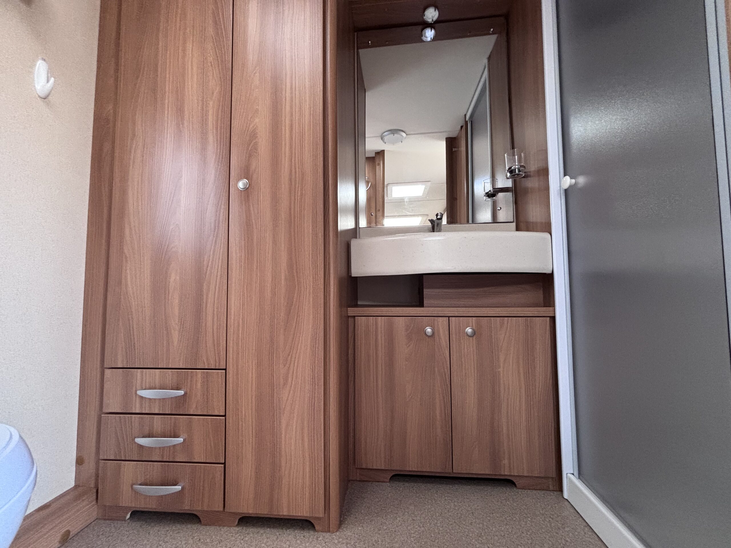 2011swiftchallenger530-7-1