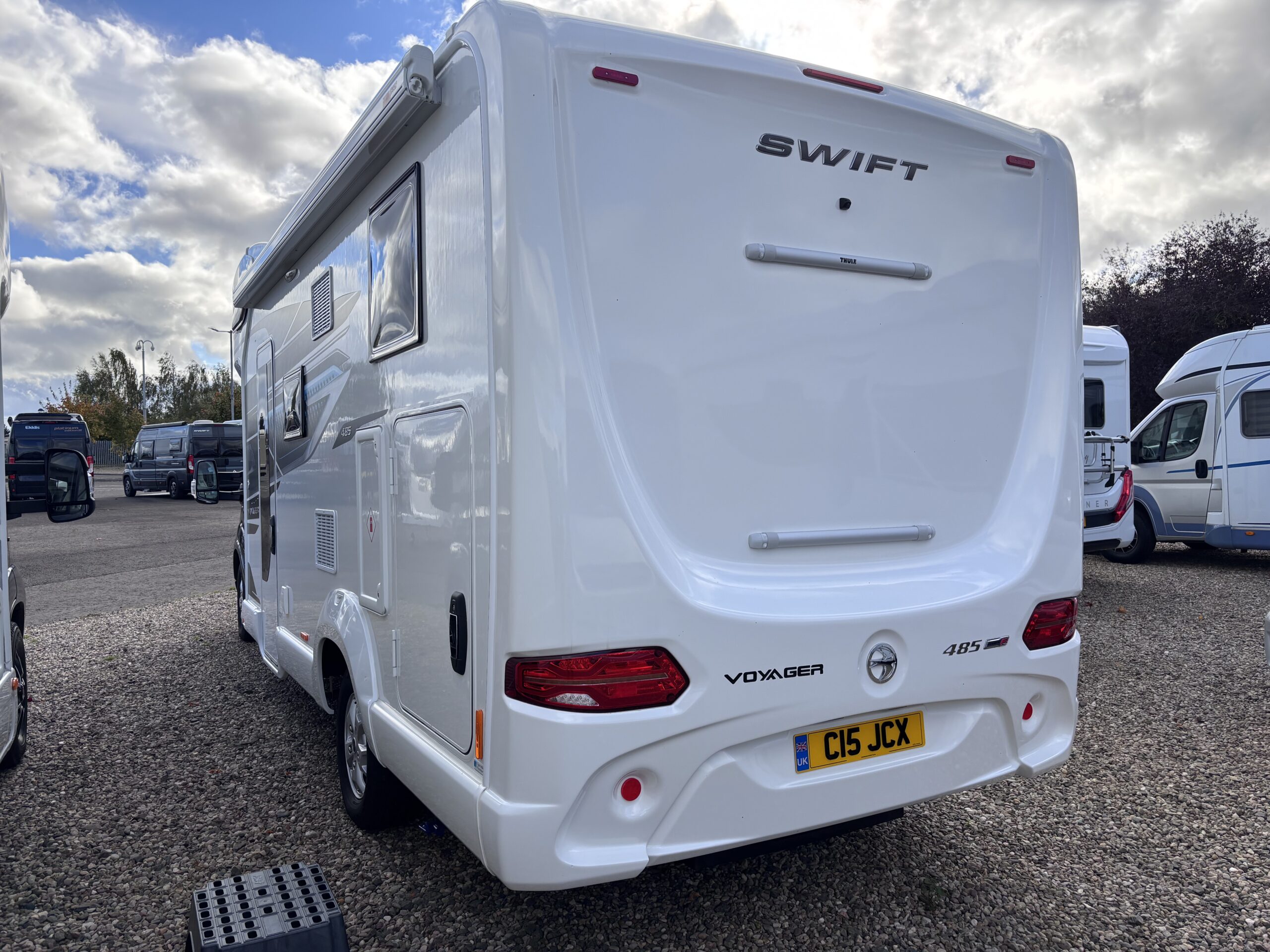 2424swiftvoyager485-3