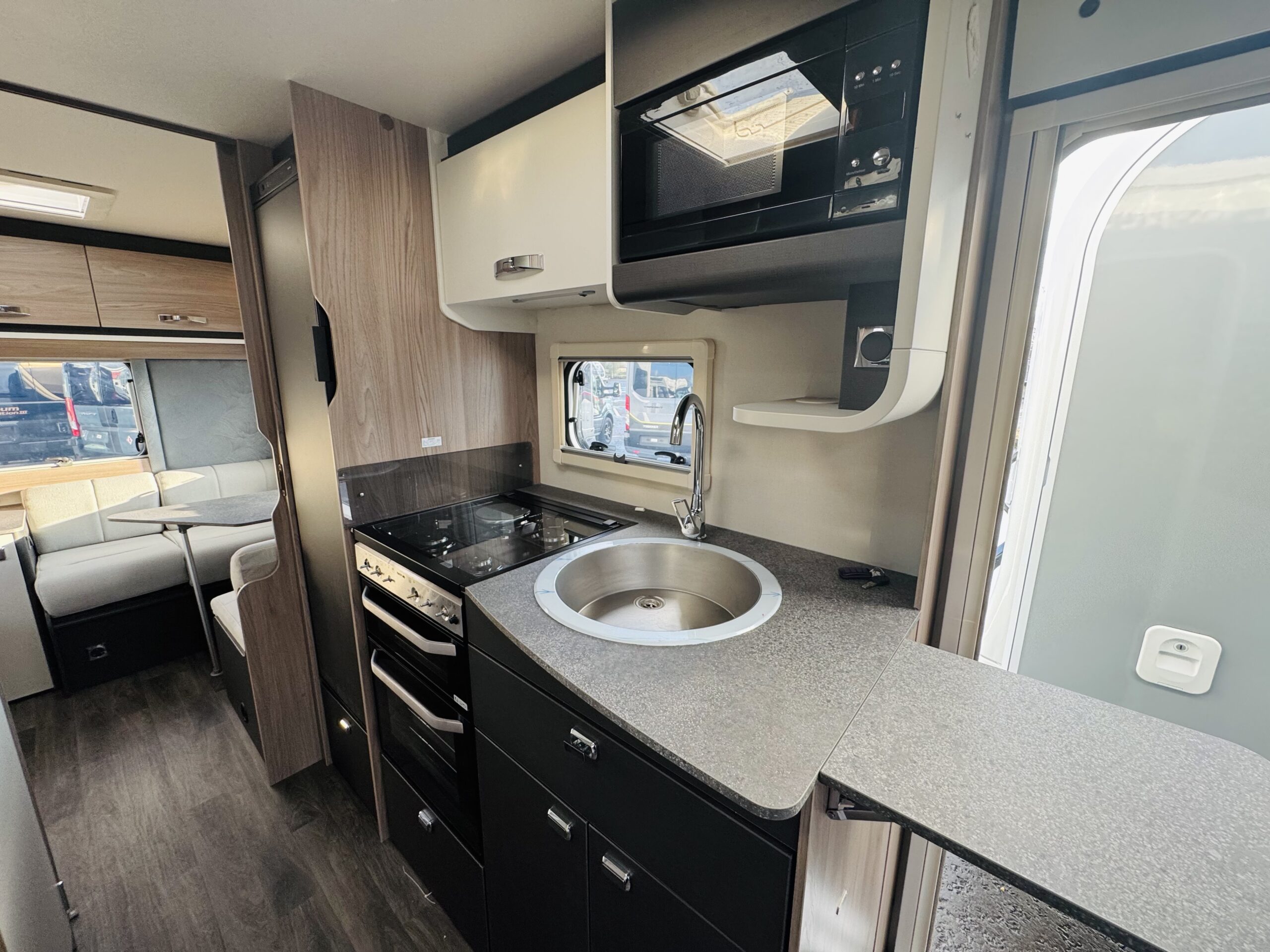 n2026swiftchallenger590-3