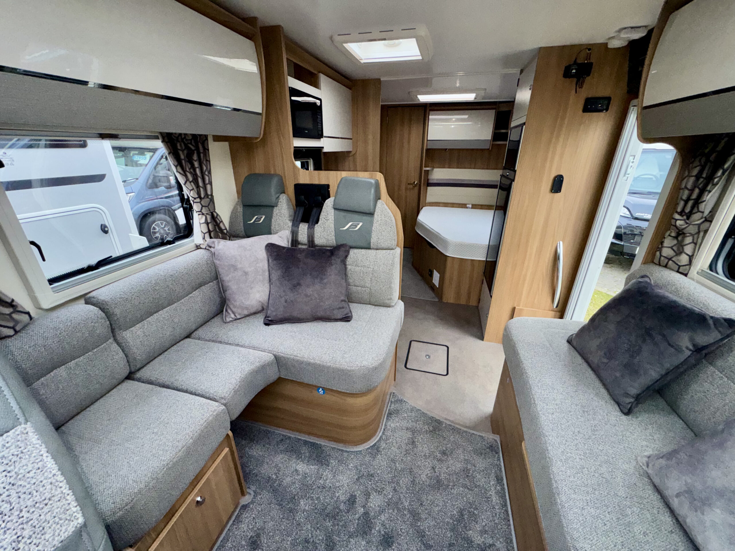 2222baileyautograph79-4f-4