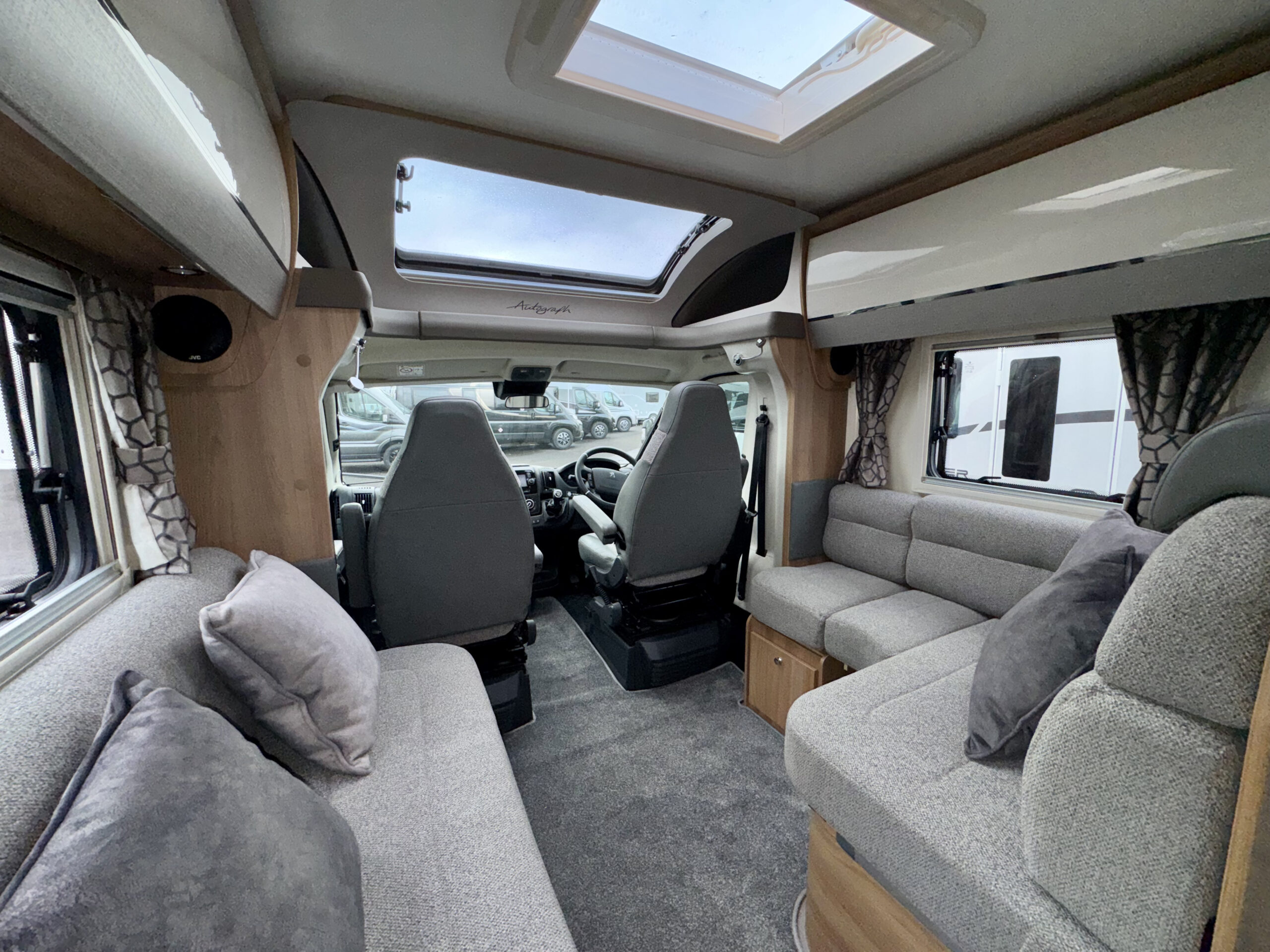 2222baileyautograph79-4f-5