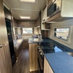 2070swiftescape674-5