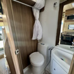 2070swiftescape674-9