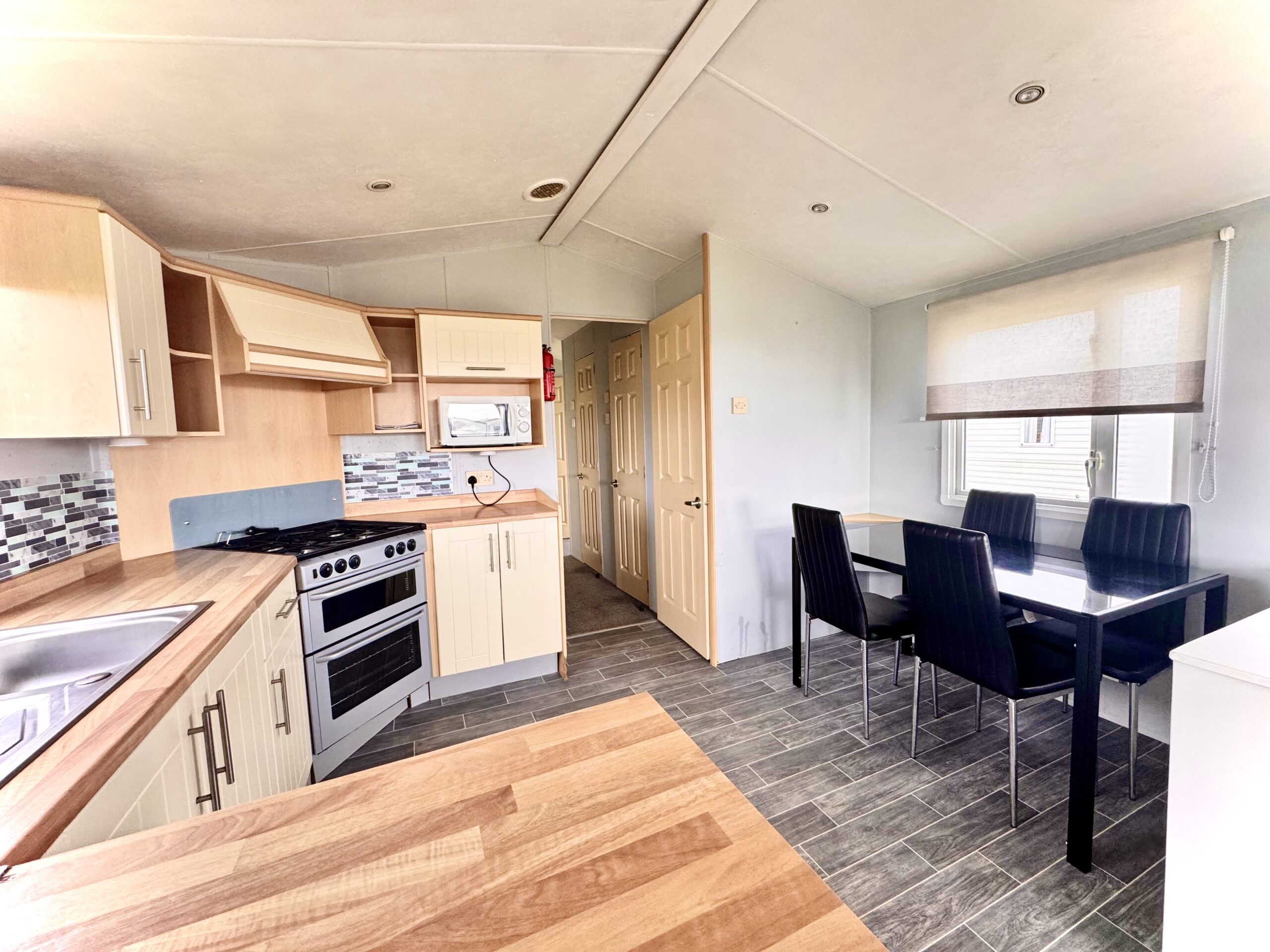 2008willerbyrichmond37x12-3bedroom7666-4-2