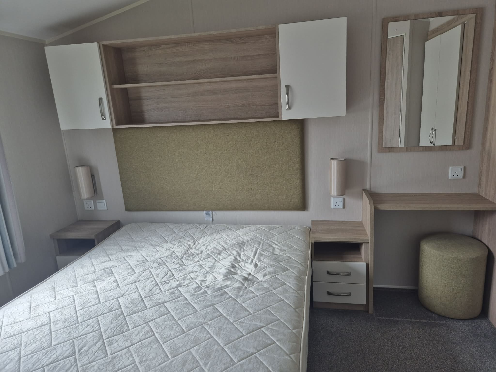 2018willerbysierra35x12-2bedroom7703-5