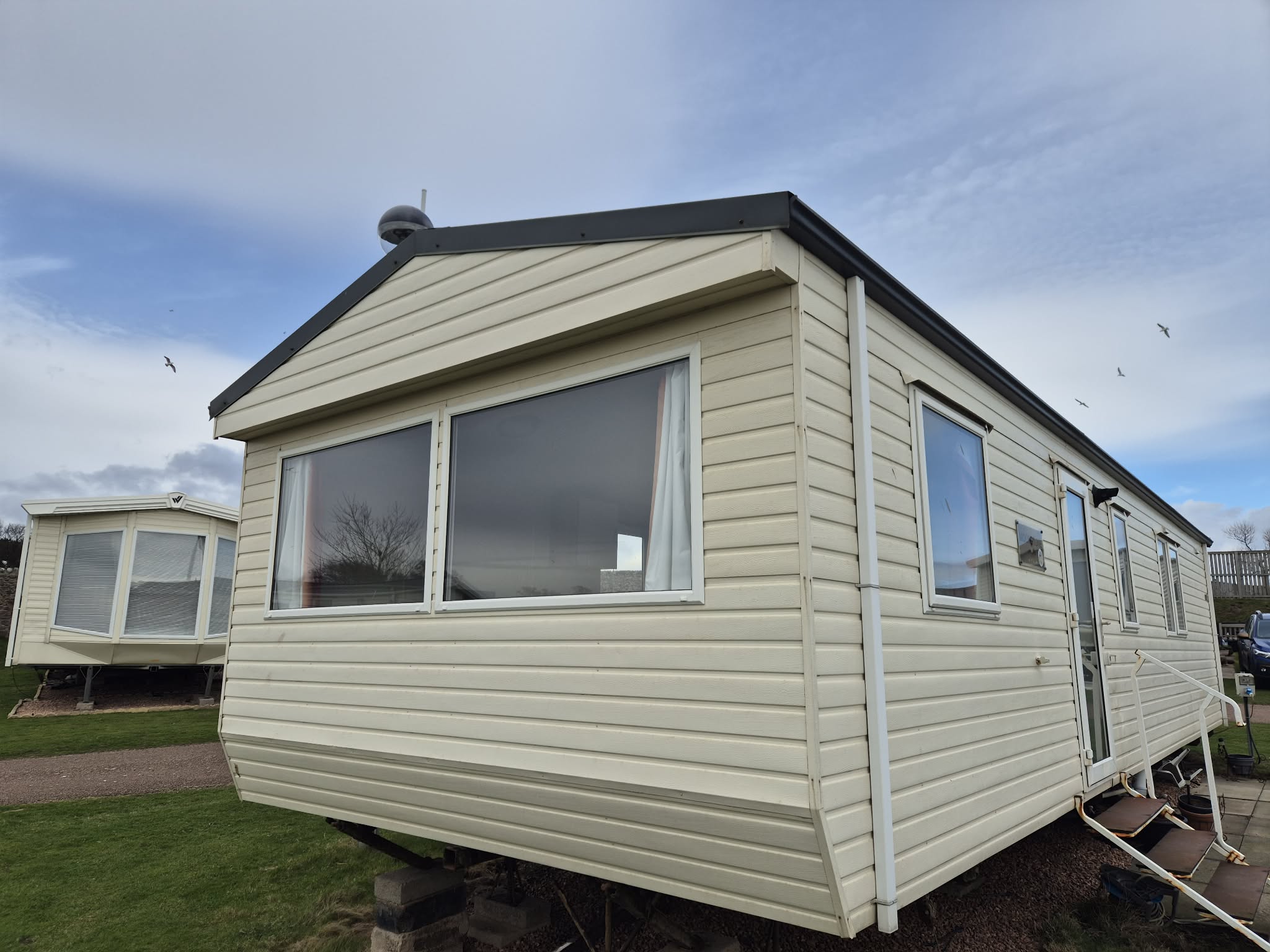 2013atlasmoonstone35x12-2bedroom7708-1