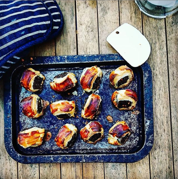Sausage and black pudding rolls