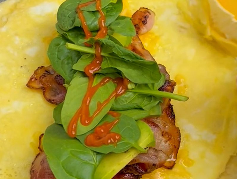 Bacon, Avo &amp; Spinach Breakfast Burrito | Simon Howie Recipes