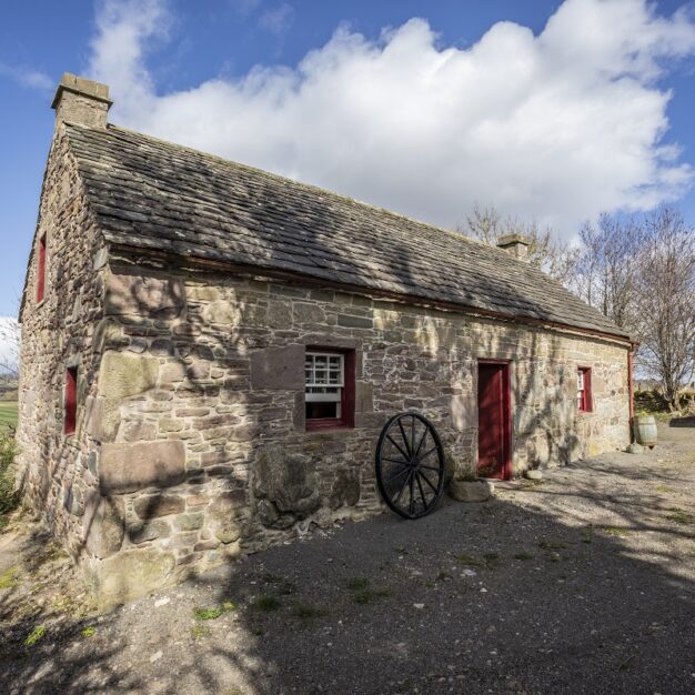 Davidson Legacy Cottage, Aberlemno, near Brechin